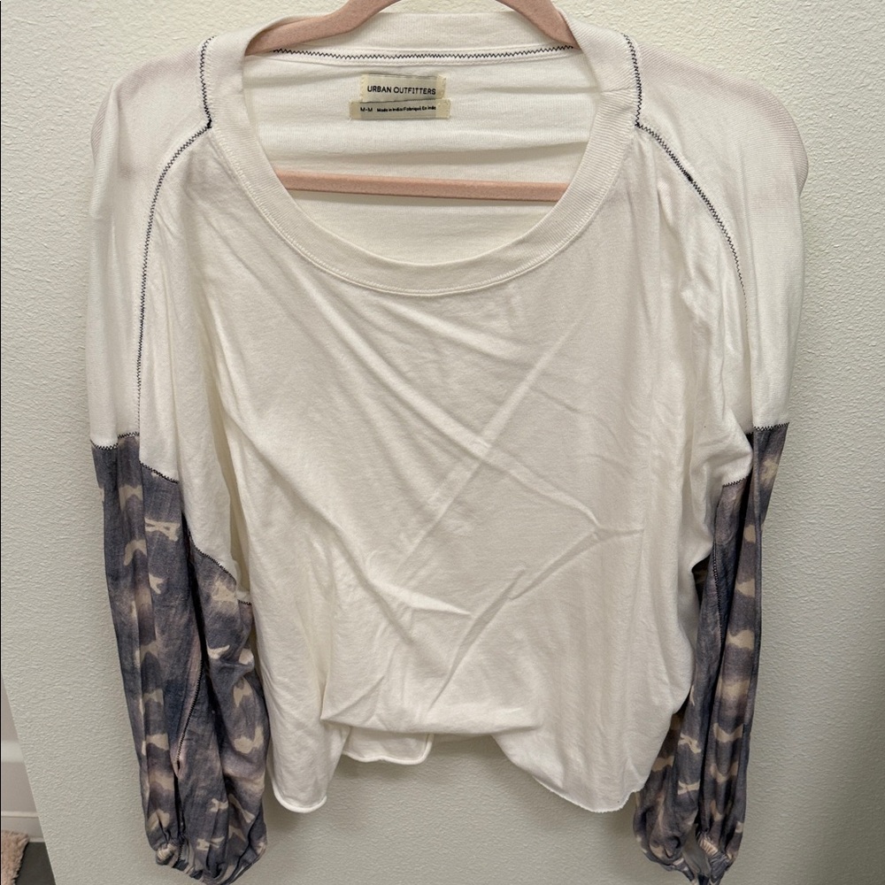Urban Outfitters Cream and Gray Long Sleeve Top